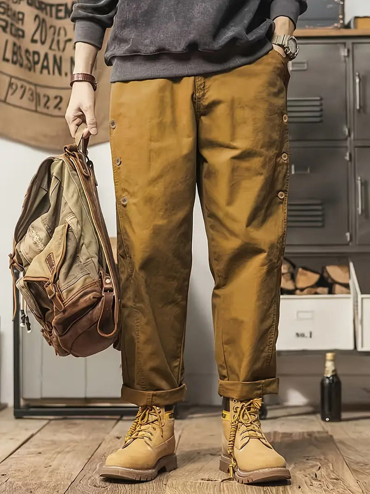 Men's Loose-Fit Button-Accent Cargo Pants