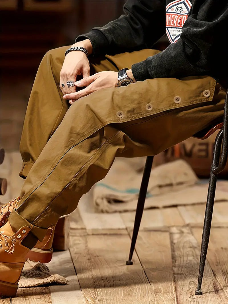 Men's Loose-Fit Button-Accent Cargo Pants