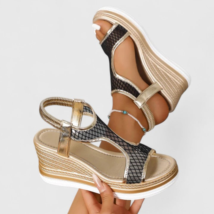 Darcy Women's Sandals with a Wedge Heel in Black, photo 6