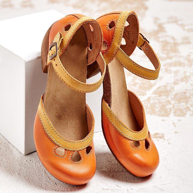Maya Women's Mary Jane Shoes with a Buckle and a Block Heel and Colour Blocking, photo 3