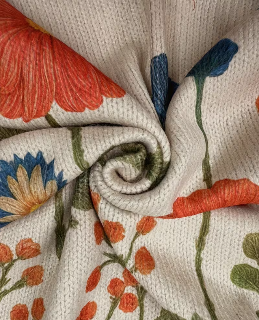 Rose Women's Cardigan in Knit with a Zip and a Floral Print, photo 3