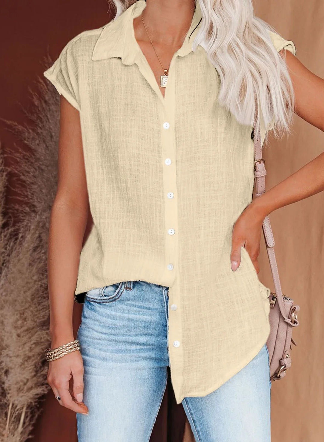 Sylvia Women's Blouse in a Relaxed Fit with a Classic Collar with Buttons, photo 3