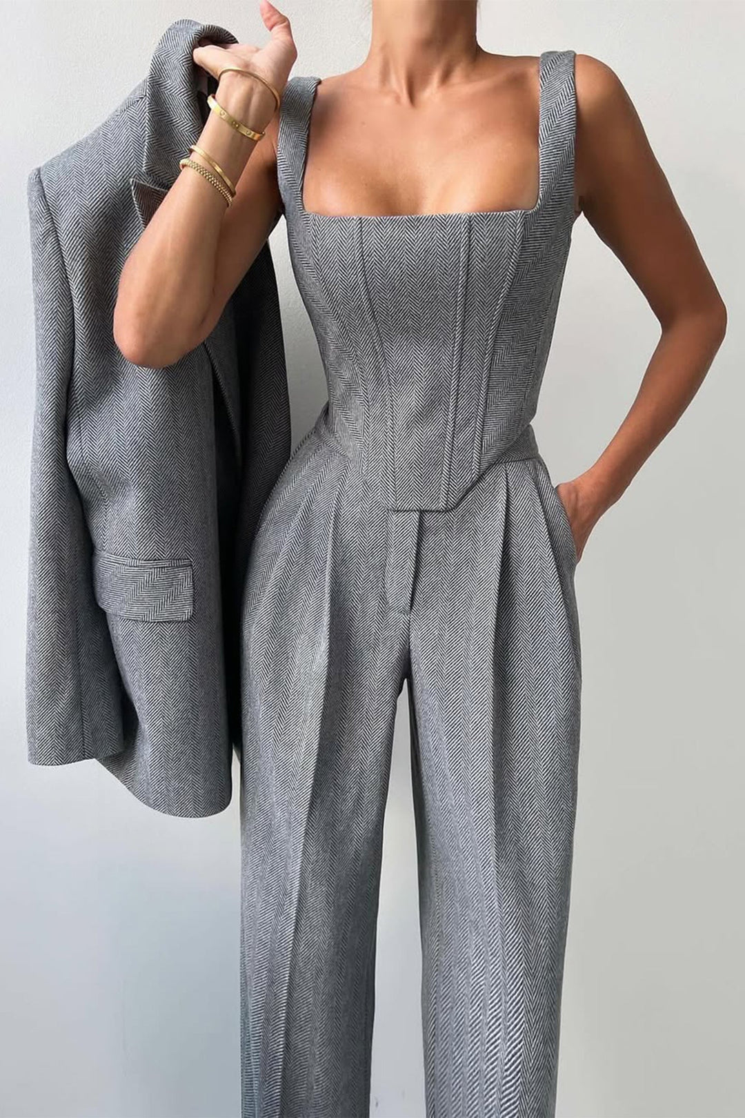 Catalina Women's Co-ord Set with Wide Legs with Lapels and Pleats, photo 4