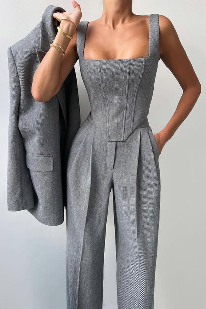 Catalina Women's Co-ord Set with Wide Legs with Lapels and Pleats, photo 4