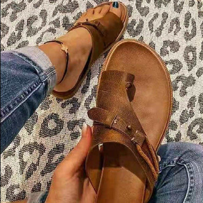 Coral Women's Sandals with a Flat Sole in Brown, photo 1