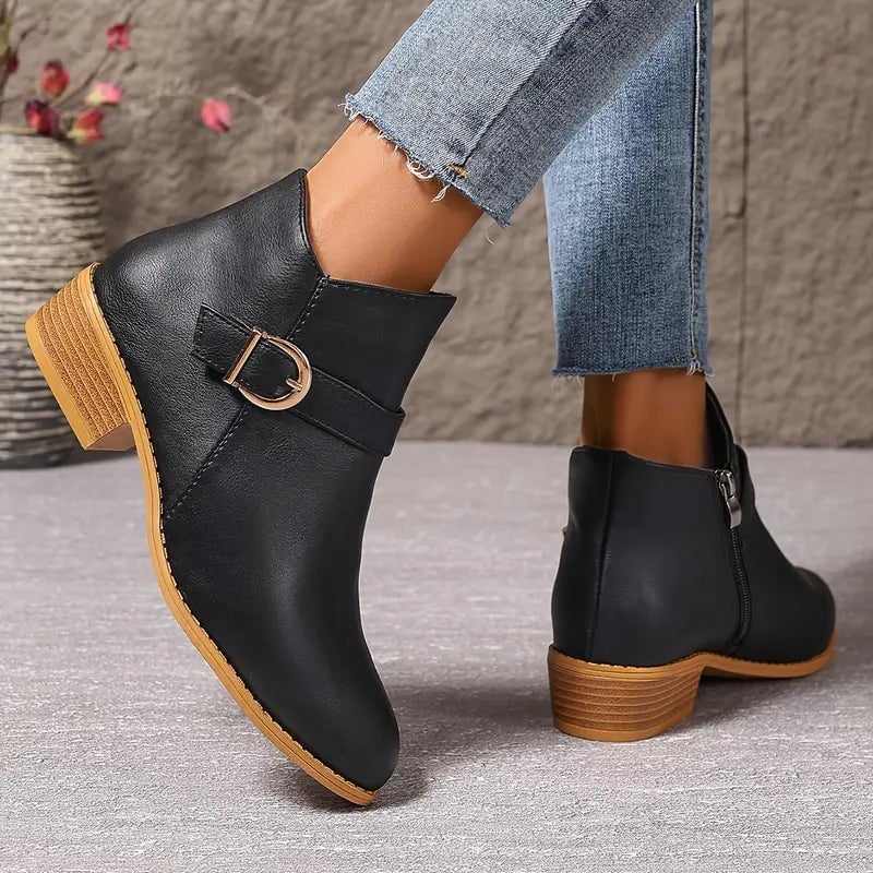 Edie Women's Ankle Boots in a Leather Look with a Zip and a Block Heel, photo 2