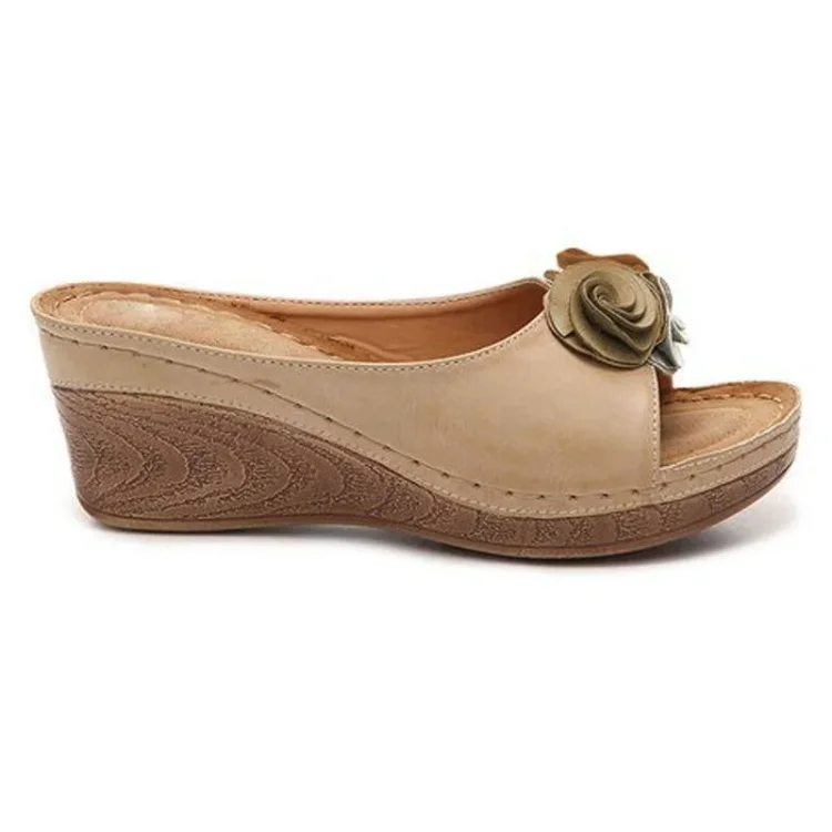 Ember Women's Sandals with a Wedge Heel and a Floral Print, photo 5