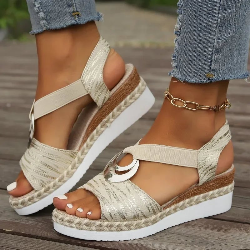 Iris Women's Sandals with a Wedge Heel in Beige, photo 1