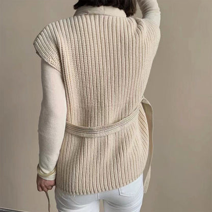 Lottie Women's Puffer Jacket with a Wrap Front Sleeveless and Quilting, photo 4