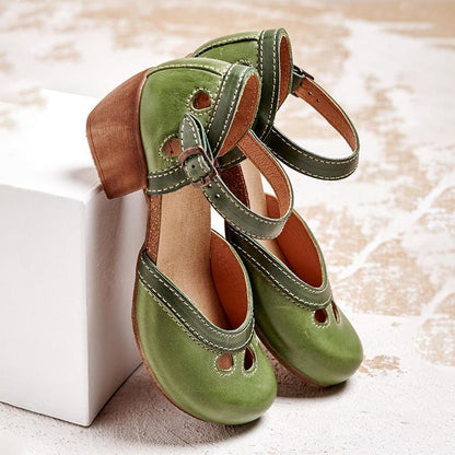 Maya Women's Mary Jane Shoes with a Buckle and a Block Heel and Colour Blocking, photo 7