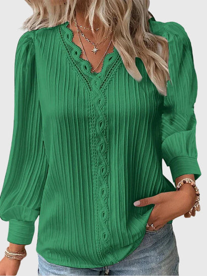 Nola Women's Sweater with a V-neck and Lace, photo 3